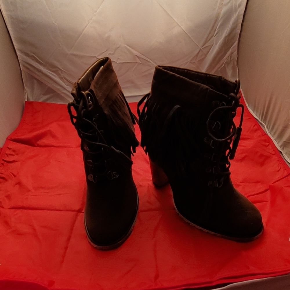 Jacobies lace up booties  018